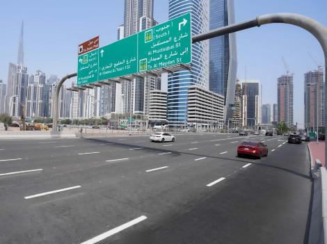 3 تحسينات مرورية في منطقة الخليج التجاري project image