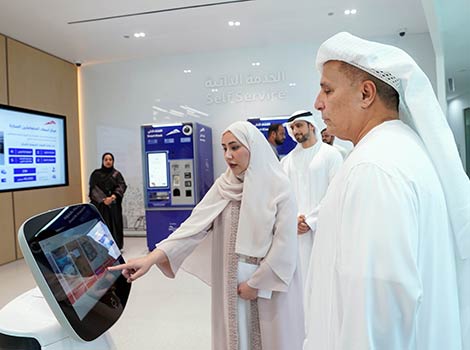 an image of Al Tayer visiting Al Manara Customer Happiness Centre ‎