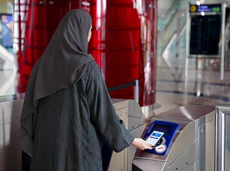 صورة عن 4.4 مليارات درهم إيرادات القنوات الرقمية في 2024